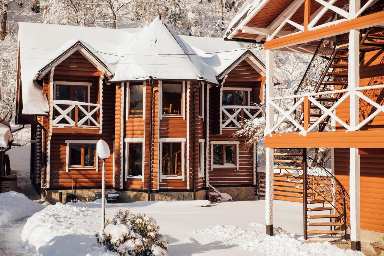 Hotel Gorycvit Verkhniy Yasenov Zewnętrze zdjęcie